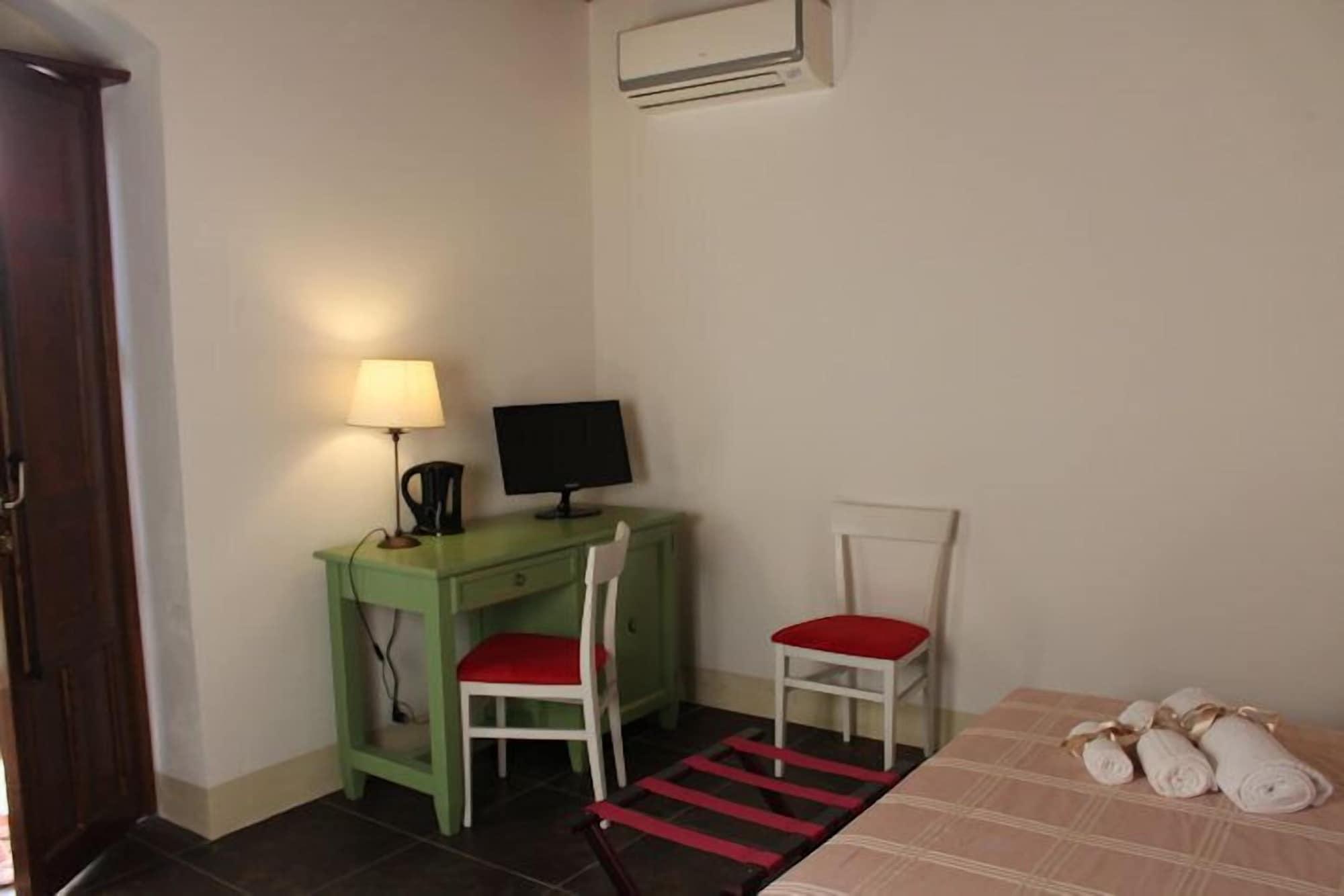 เตนูตา ซานนาฟอนโด Guest House ดอนนาฟูกาตา ภายนอก รูปภาพ